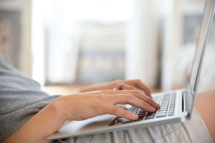 Podpis elektroniczny, podpis kwalifikowany i podpis biometryczny – podstawowe różnice