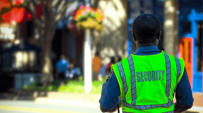 ochroniarz ochroniarz